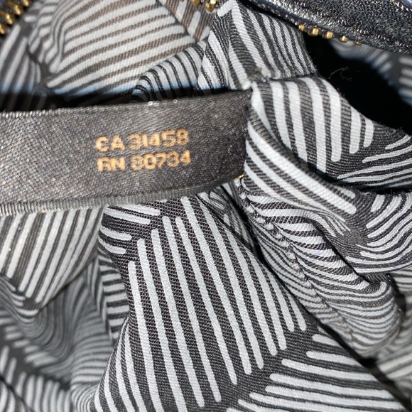 BCBGMAXAZRIA black leather bag - Picture 10 of 11